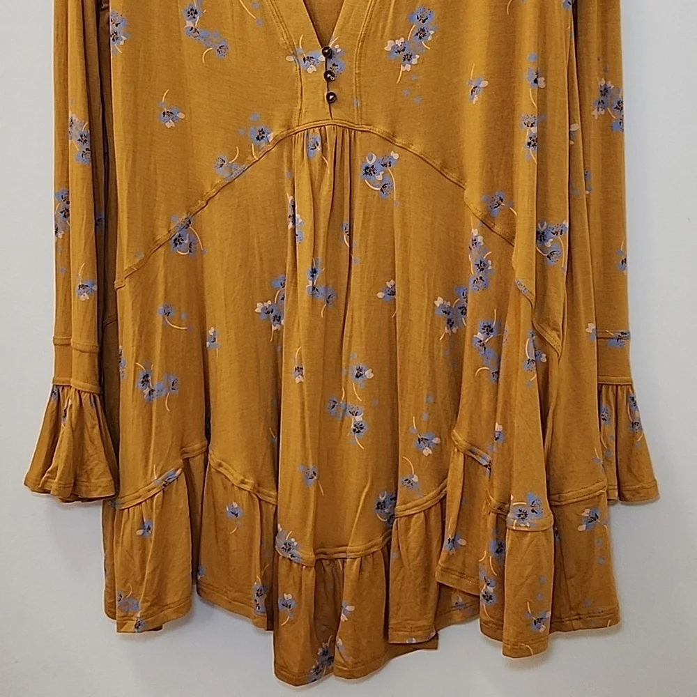 NWOT Free People Olivia Printed Tunic Yellow Buttery-Soft Size Meduim